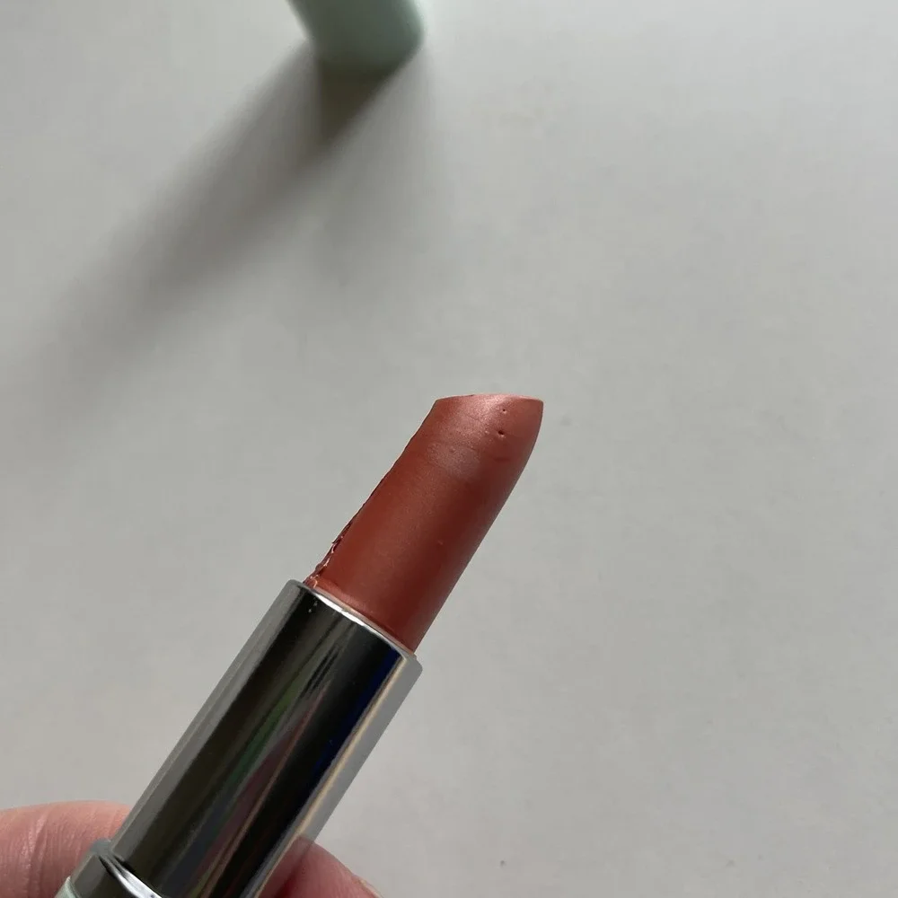 CLINIQUE Different Lipstick PINK PLUM Green Tube‎ Discontinued .13 oz Fullsize